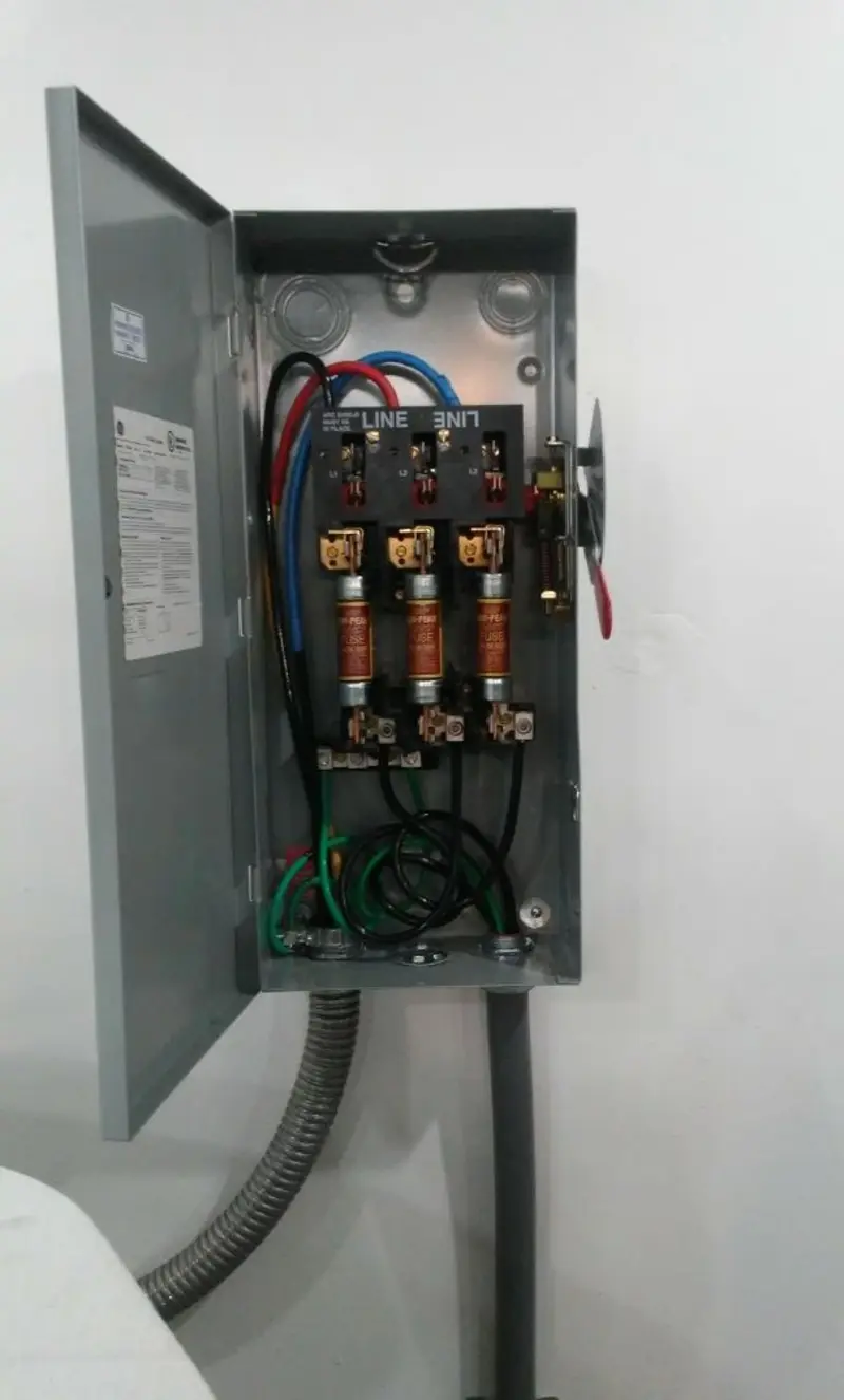 Three-phase disconnect switch installed for Electrical Wiring & Rewiring in Clementon